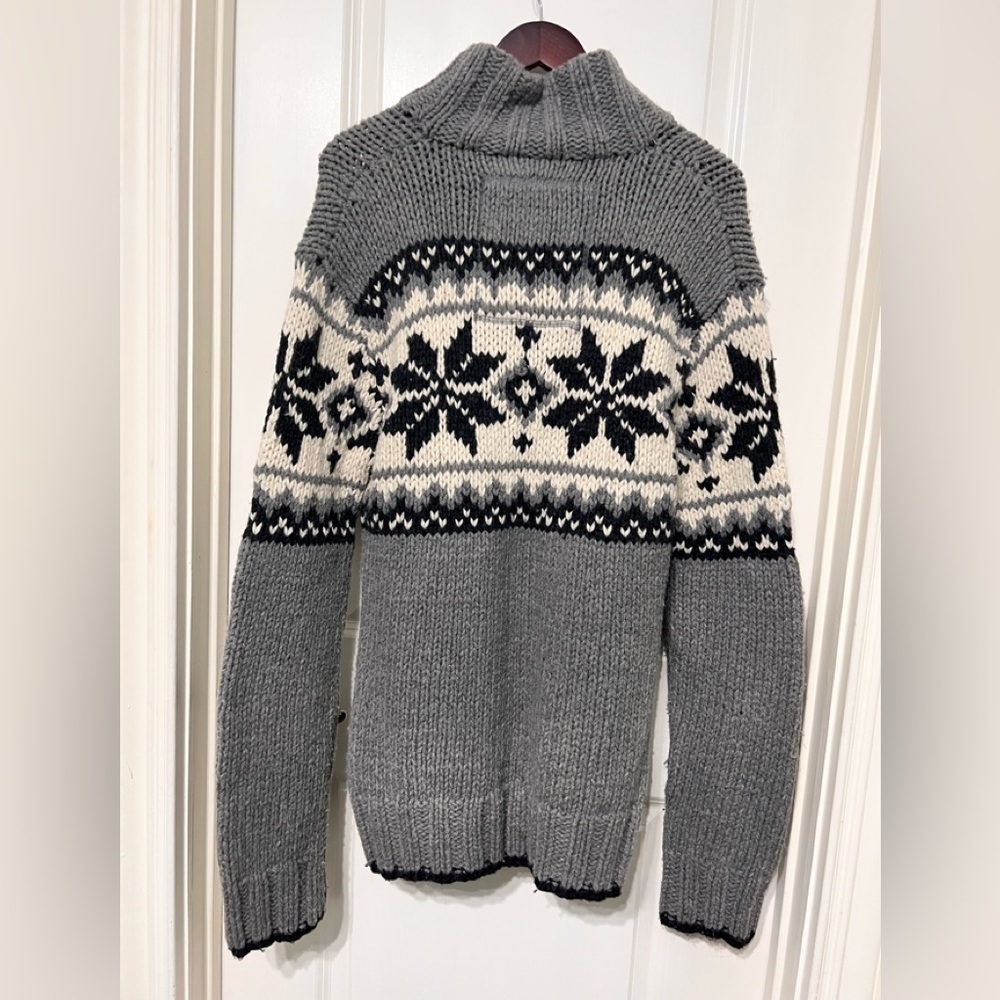 Suoerdryco. Men’s Sweater - Picture 2 of 8